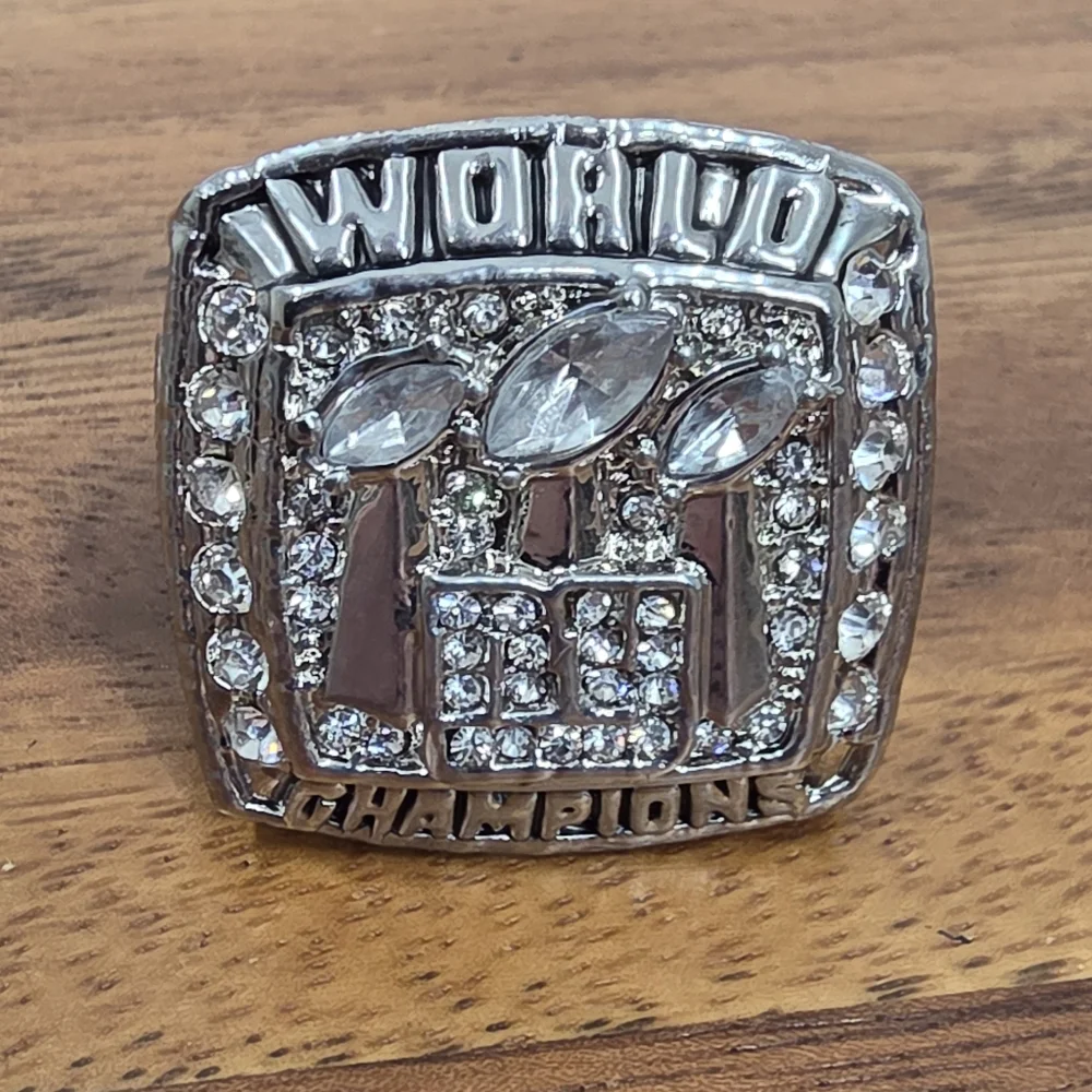 New York Giants Championship Ring Size 11 NY Strahan Silver 2007 08 Suoerbowl‎